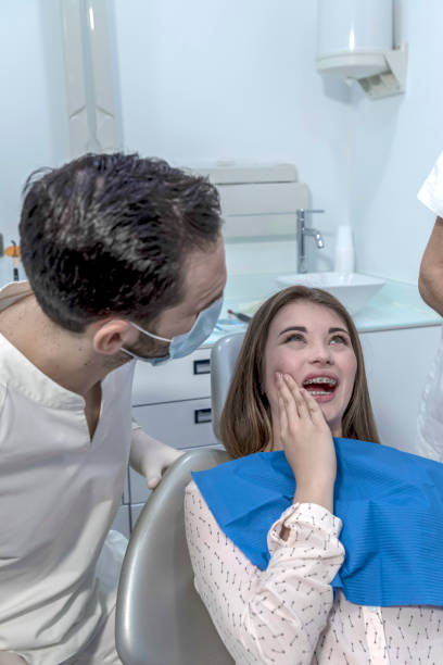 Best Dentist for Severe Toothache  in Fruitridge Pocket, CA